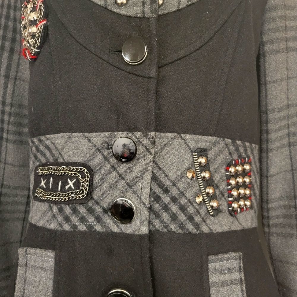 BKE Jacket   - Picture 5 of 6